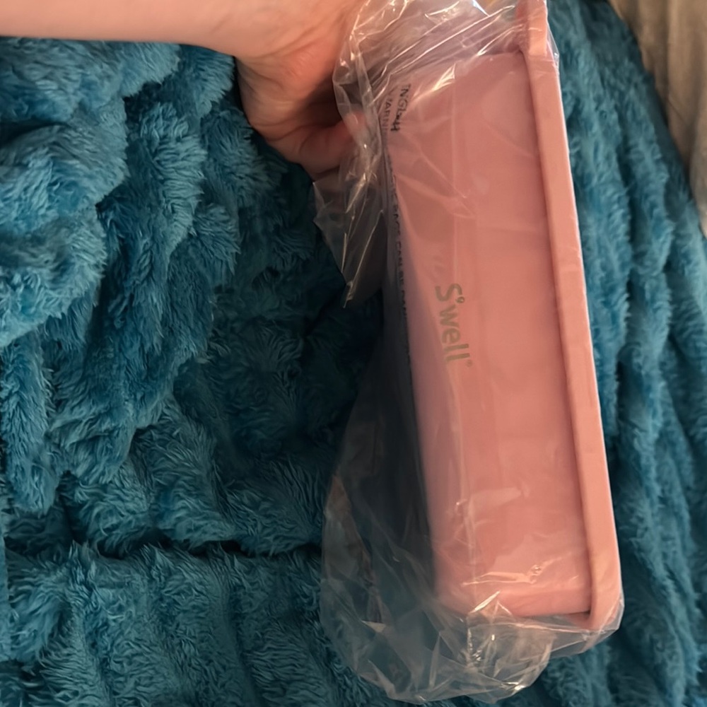 S'well Pink Bento Box New